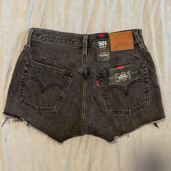 Levi’s 501 Original Women’s Shorts - Picture 6 of 6